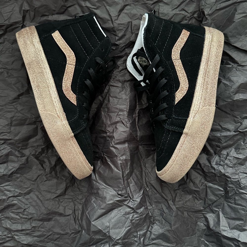 Black and gold Vans Sk8 Hi trainers size 3y